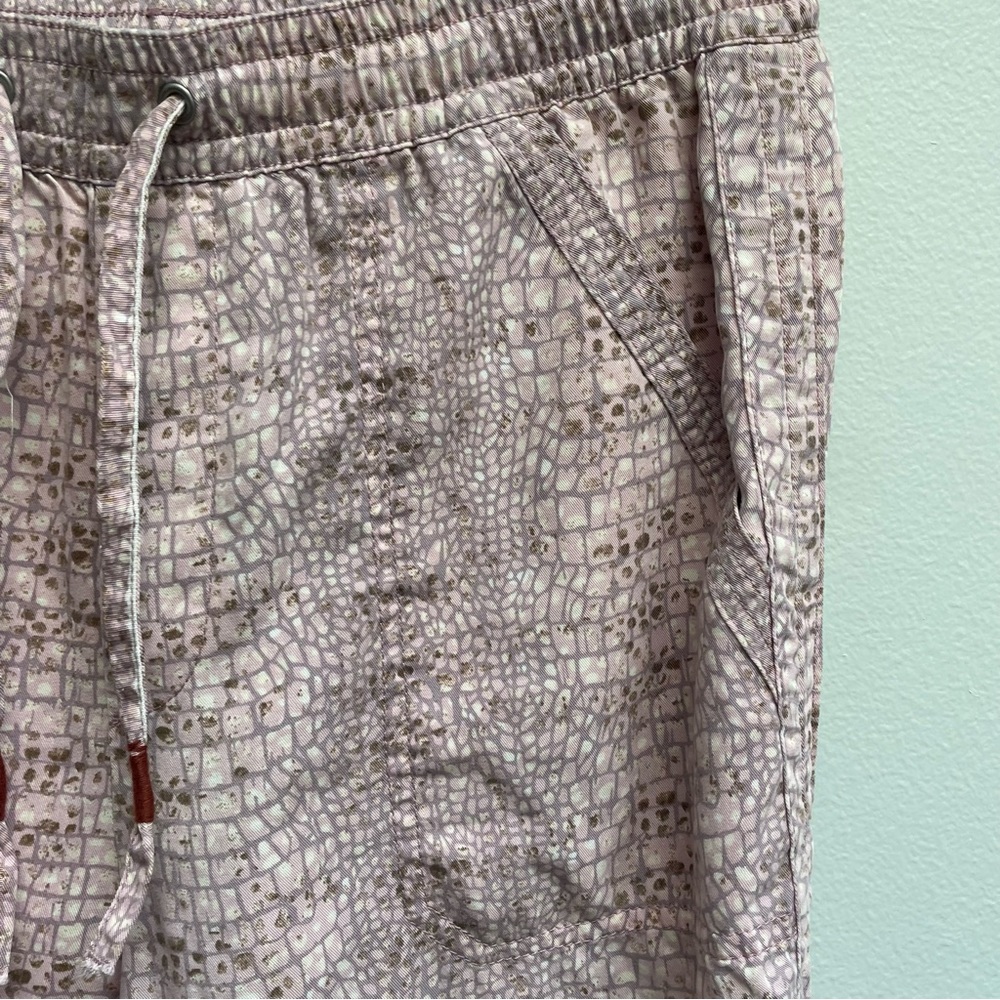 Anthropologie Jogger Pants Snake Python Print Poc… - image 6